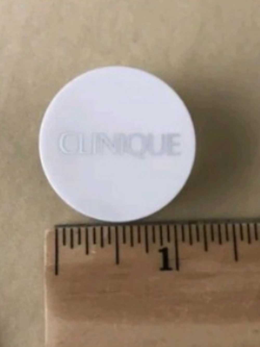 Clinique - Picture 5 of 5